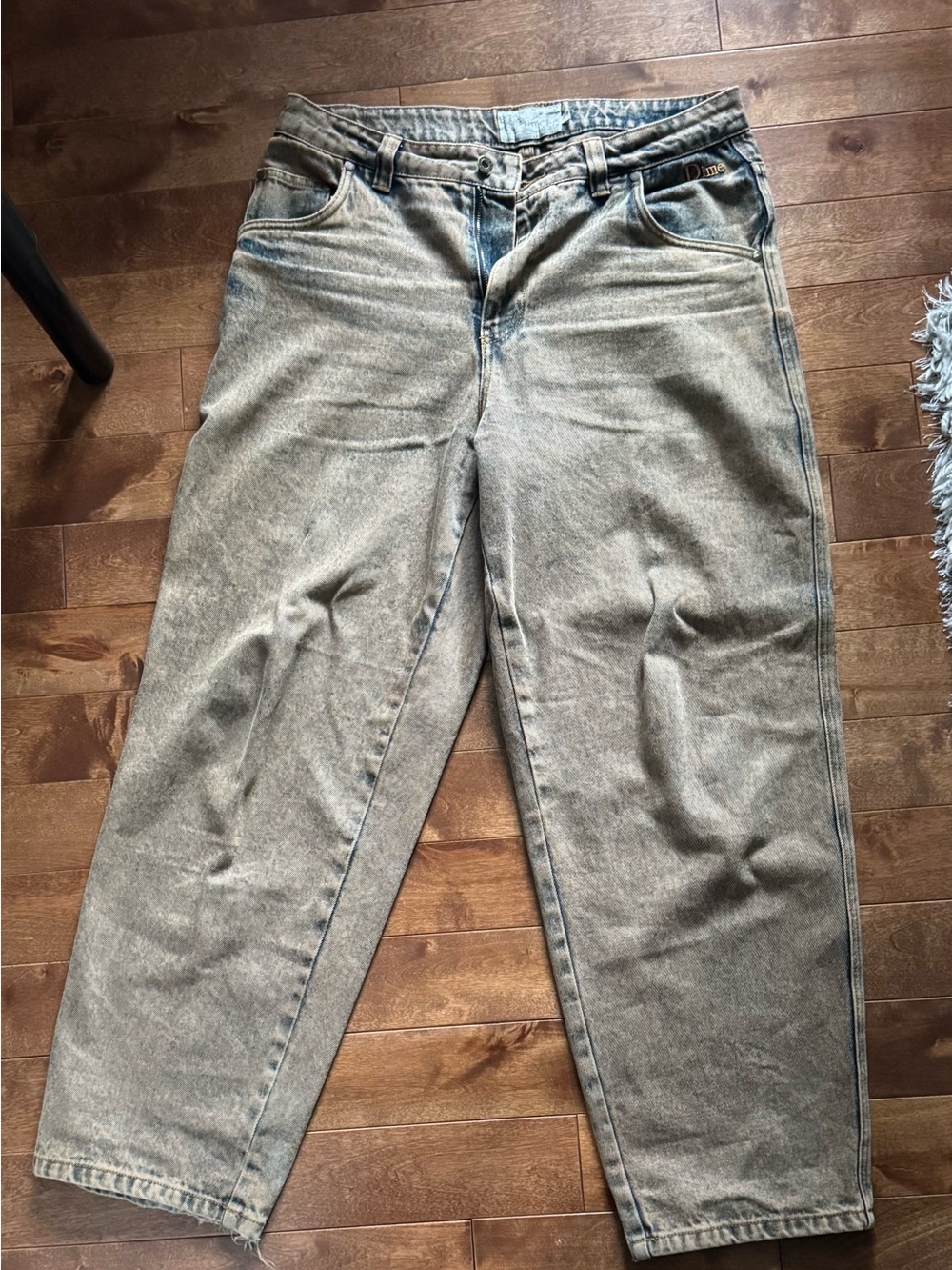 Relaxed Fit Men's Jeans in Washed Gray